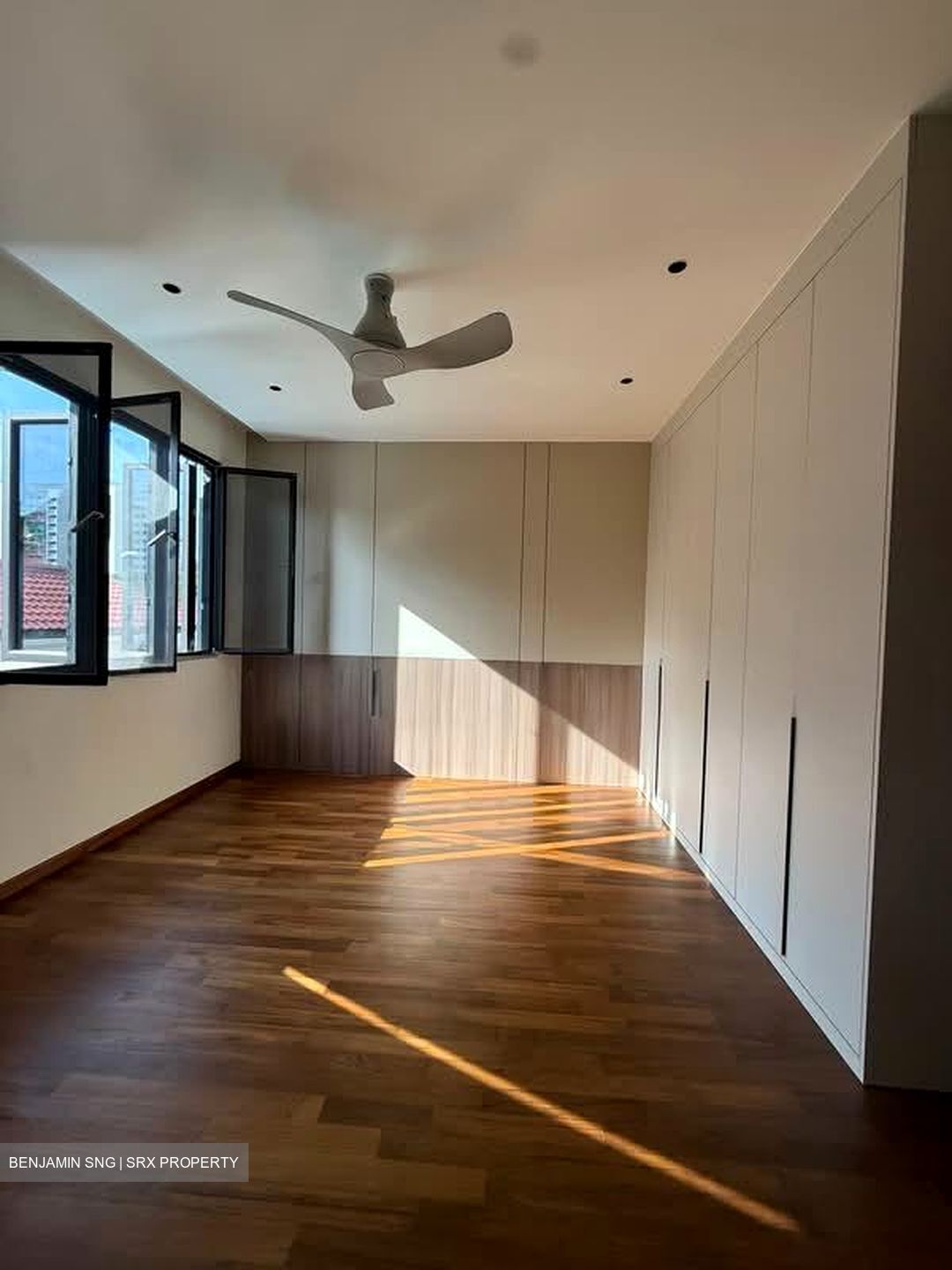 Kembangan Estate (D14), Terrace #553709201